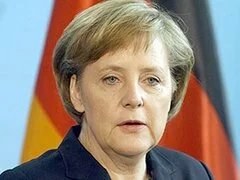 Меркель вырывается вперед в избирательных опросах